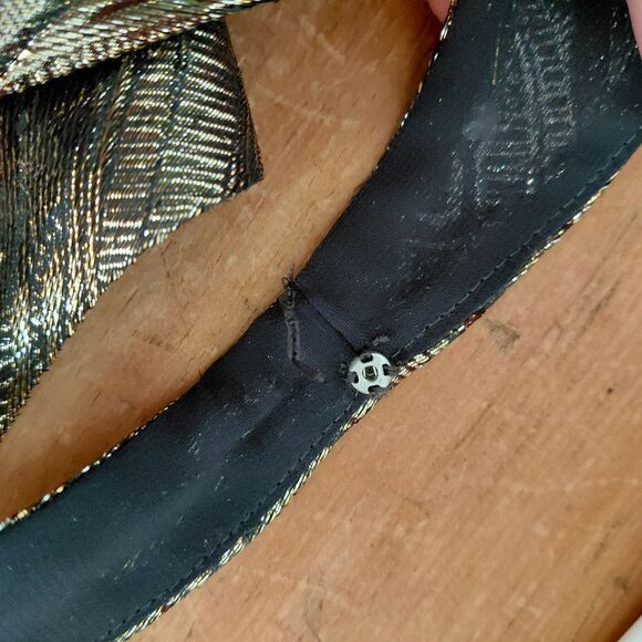 🦋3/$25 J. Crew Size 0 Gold Silk Metallic Paisley Sleeveless Lined Tank Top - Picture 7 of 12